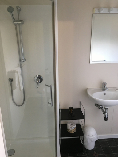 Bathroom, Tongariro Holiday Park, Ruapehu