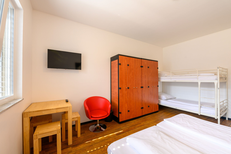Bedroom 5, Art Rock Downtown Hotel, Köln