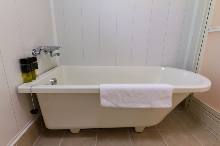 Bathroom 3, Gakuto Villas, Hakuba