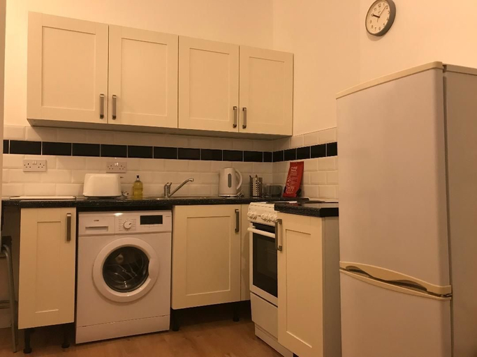 Others 4, Two Bedroom Apartment Roath Park Cardiff, Cardiff