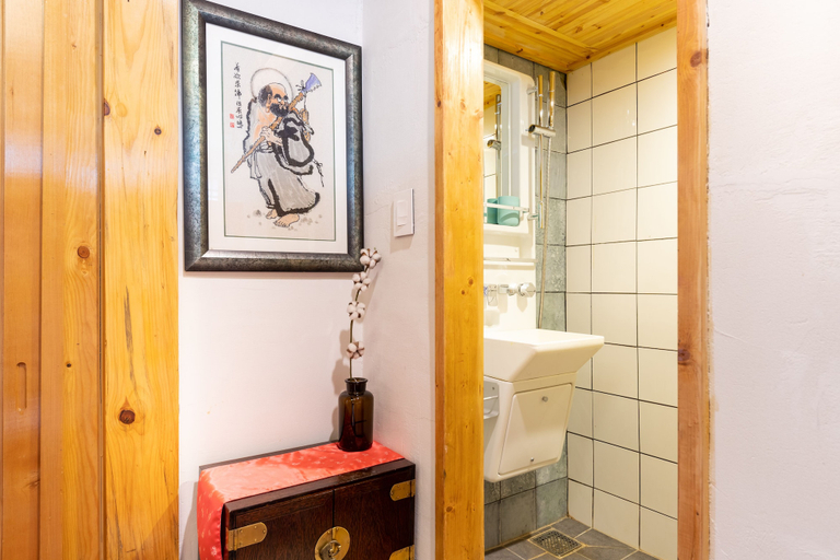 Bathroom, Open Real Luxury Korean Hanok, Jongno
