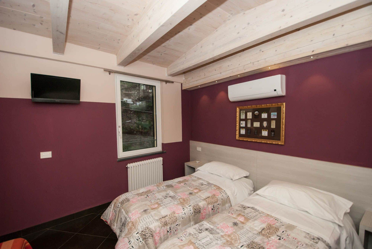 Room 5, Le Coste, La Spezia