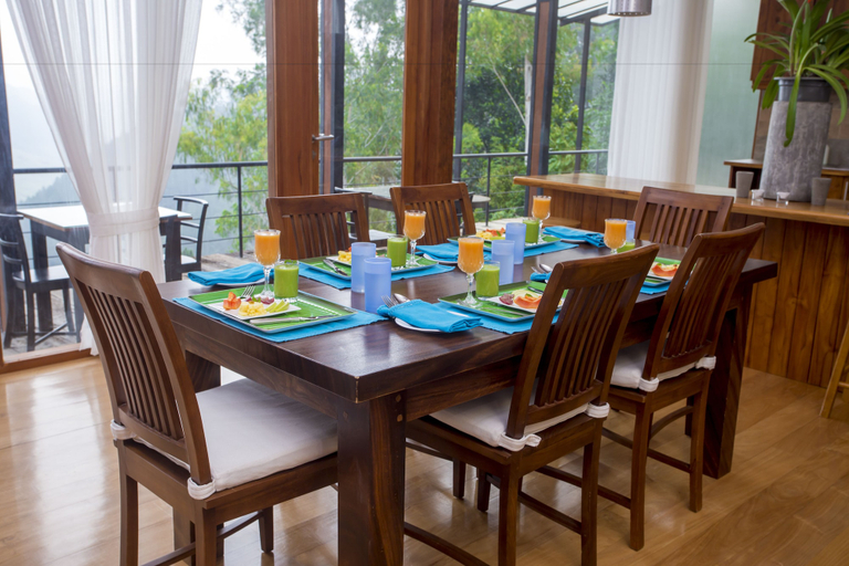 Food & Drinks 5, Nalanda Residence, Haputale