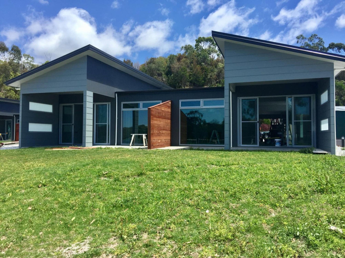 Exterior & Views 2, Waterfront Apartments, Devonport