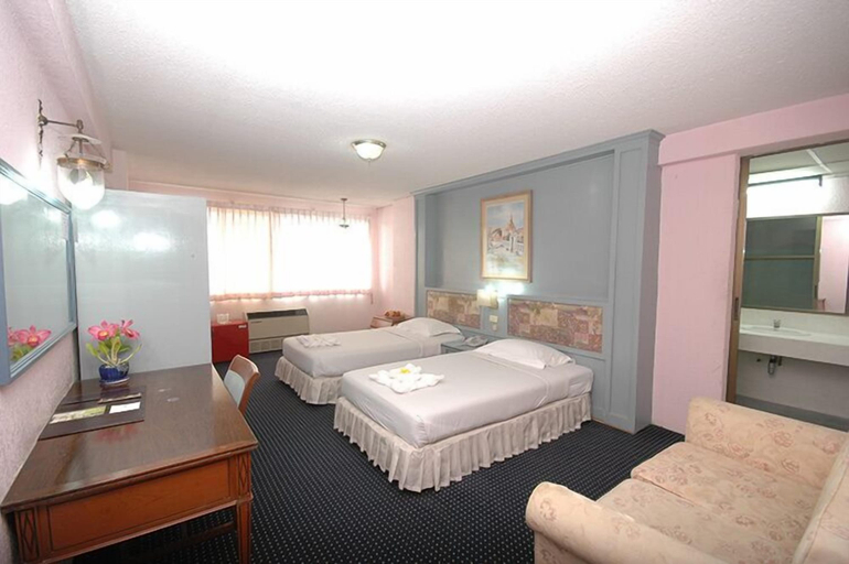 Bedroom 5, Lopburi Inn, Muang Lop Buri