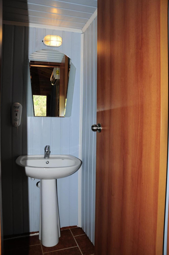 Bathroom 4, Kadir's Family House, Kemer