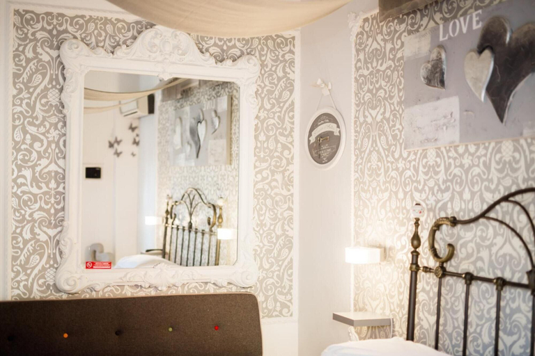 Bedroom 5, Casale D'Or, Palermo