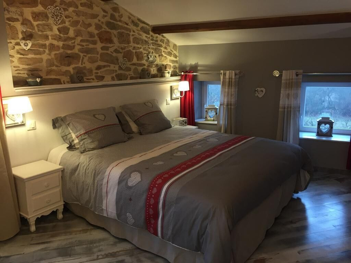 Bedroom 3, Chambres d'hôtes du Serre d'Avène, Gard