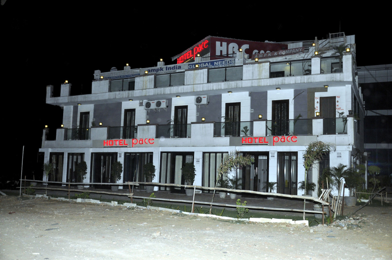 Exterior & Views 2, Hotel Pace, Gurgaon