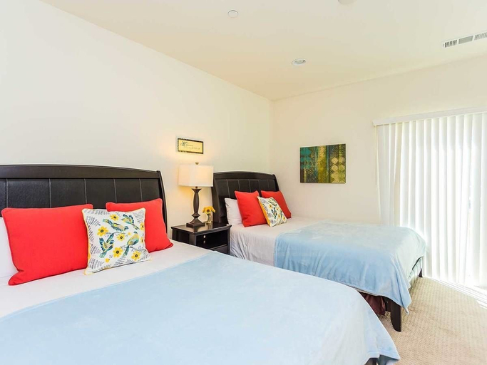 Bedroom 3, 3 Bedroom House Anaheim Resort Area, Orange