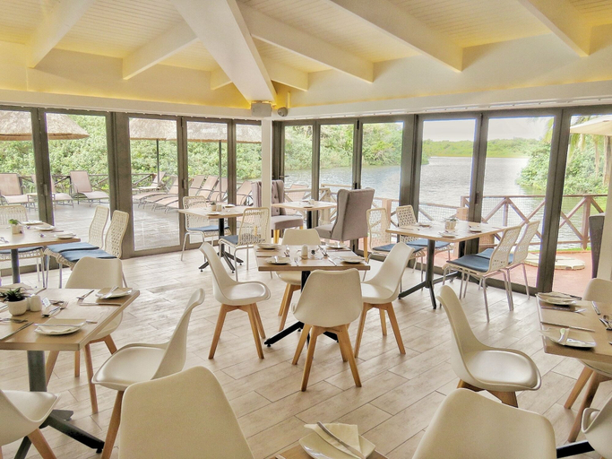 Food & Drinks 5, San Lameer by Top Destinations, Ugu