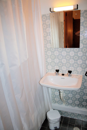 Bathroom 3, Quinta Da Ameijeira, Lagos