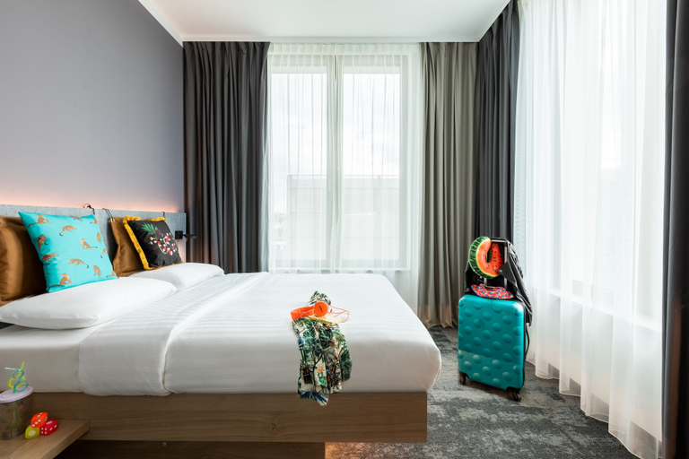 Bedroom 3, Moxy Wuerzburg, Würzburg
