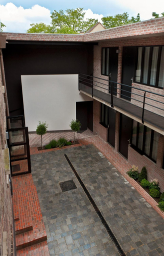 Others 5, Hotel Les Terres Blanches, Yvelines