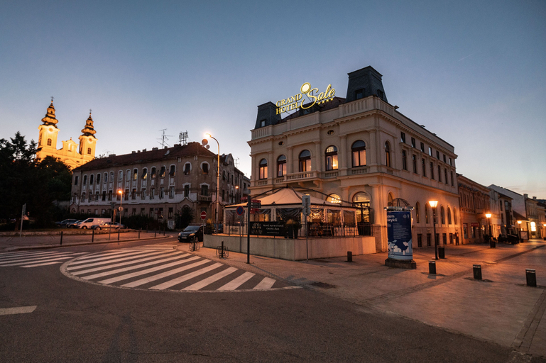 Exterior & Views 2, Grand Hotel Sole, Nitra