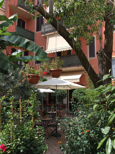 Exterior & Views 2, Residence Gloria, Pistoia