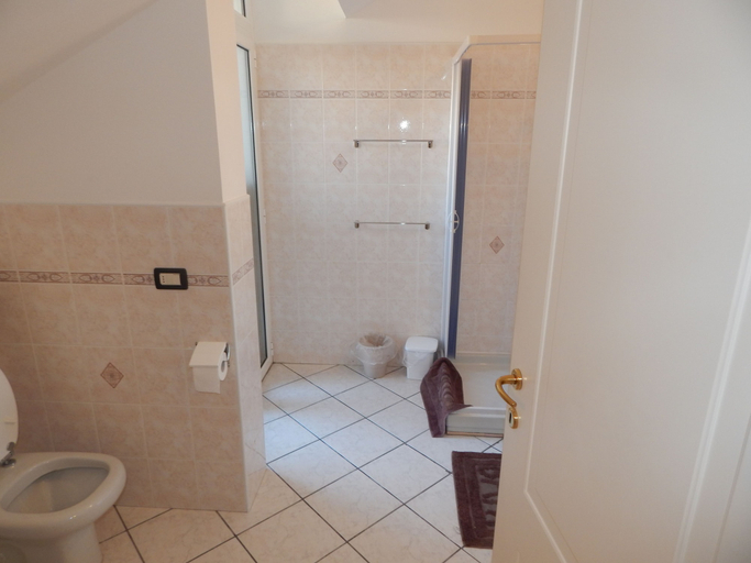 Bathroom 5, Affittacamere Marosa, Savona