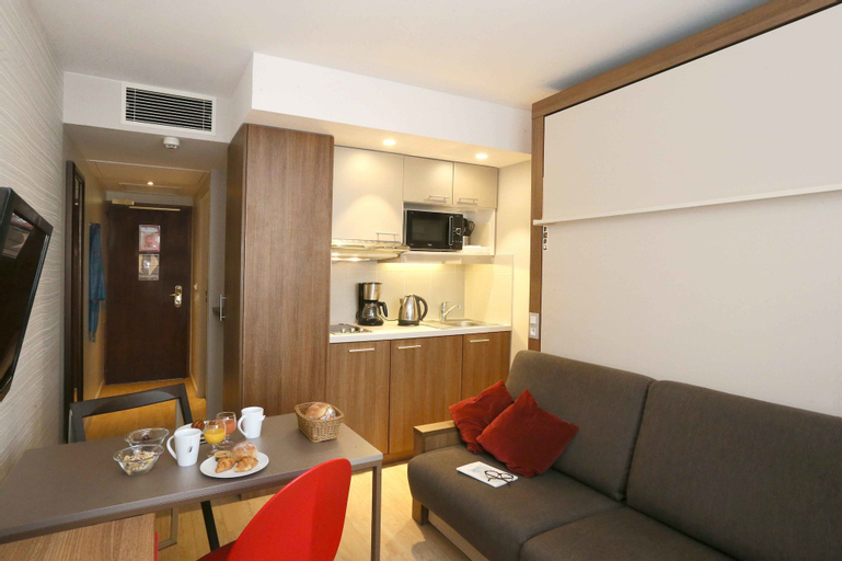 Bedroom 21