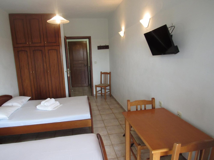 Bedroom 2, Balogiannis Hotel, Central Macedonia