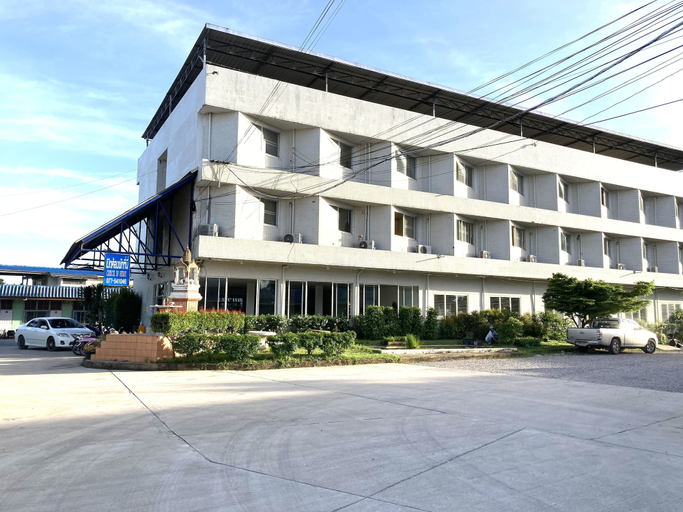 Exterior & Views 3, Thawat Hotel, Lang Suan