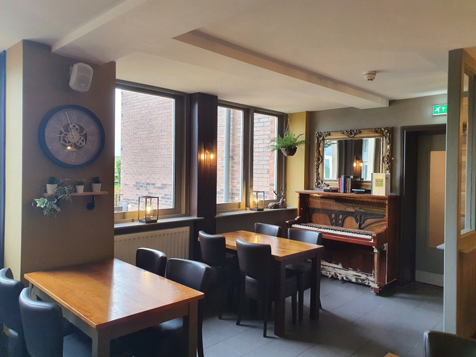 Food & Drinks 5, Cuttle Bridge Inn Hotel, Birmingham