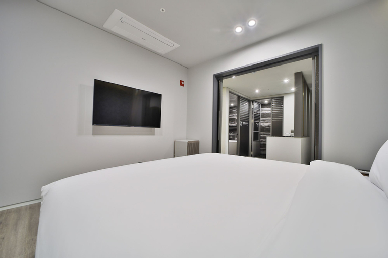 Bedroom 21