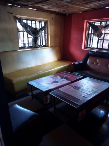 Others 5, Joskaki Hotel, Kieni
