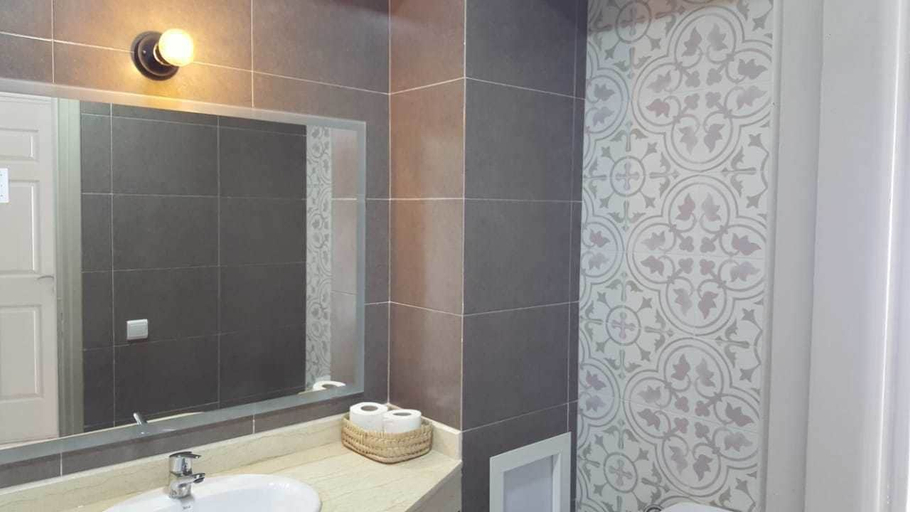 Bathroom 4, Imsouane Magic House, Agadir-Ida ou Tanane