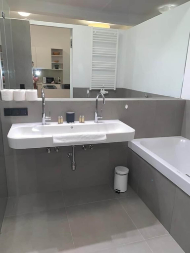 Bathroom 5, KH Apartments, Wien