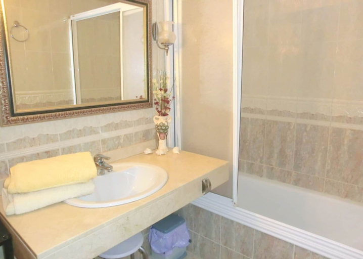 Bathroom 5, Apartment in Lloret de Mar with Terrace, Internet, Parking, Washing machine (600658), Girona