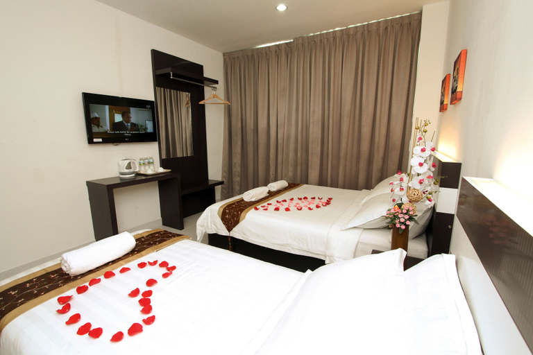 Bedroom 5, New Century Hotel, Malacca City