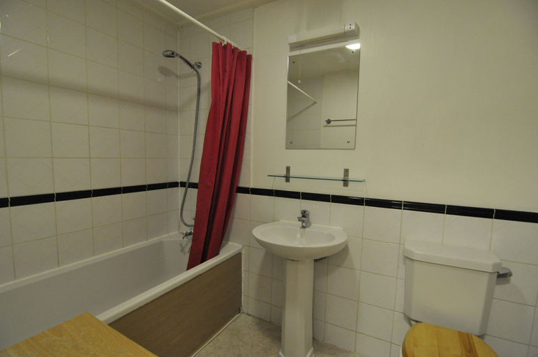 Bathroom, CityGate Old Street, London