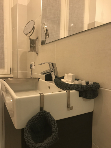 Bathroom 3, Relais Merizzi, Sondrio