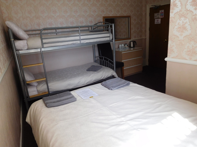 Bedroom 2, Bianca Guesthouse, Blackpool