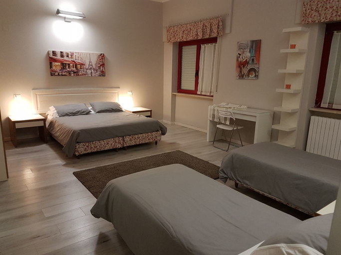Bedroom 2, Ostello Parco d'Abruzzo, L'Aquila