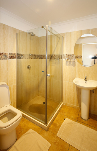 Bathroom, Mokoro Lodge, Ngamiland East