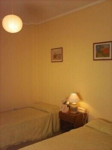 Bedroom 5, Hotel El Quijote, Necochea