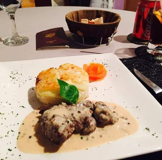 Food & Drinks 4, Hotel L'Adagio, Komo-Mondah