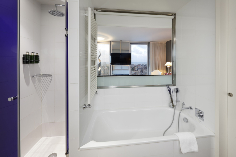 Bathroom 5, The Level At Melia Barcelona Sky, Barcelona