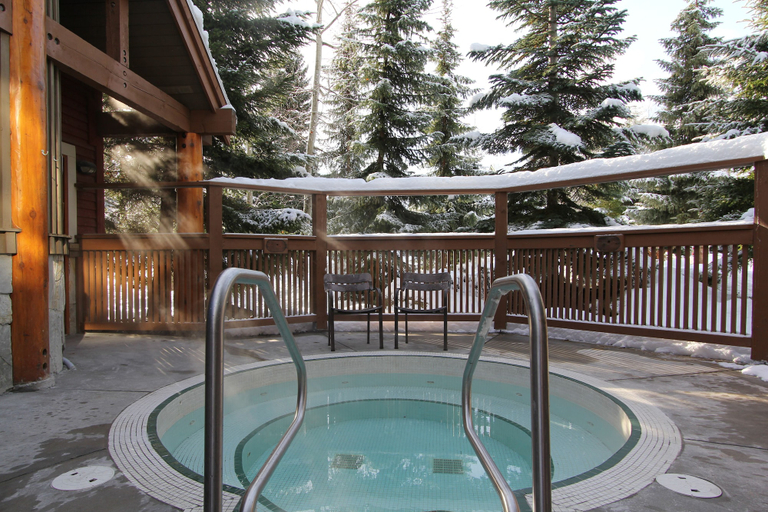 Sport & Beauty 5, Symphony Condos by Whistler Retreats, Squamish-Lillooet