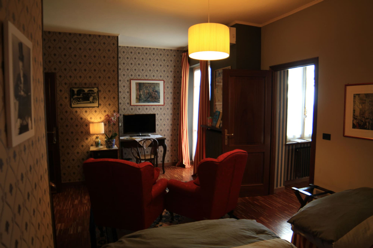 Bedroom 2, Felicin - Albergo Giardino Dimora Storica, Cuneo
