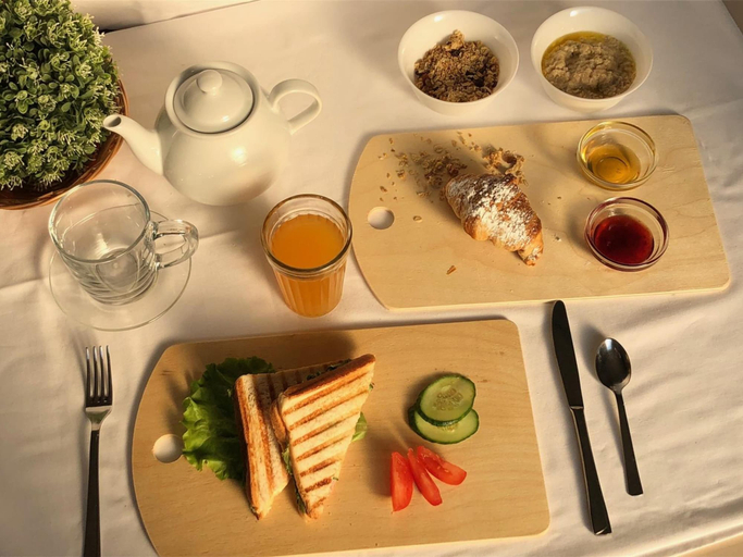 Food & Drinks 4, Mini-hotel Mercury, Northern