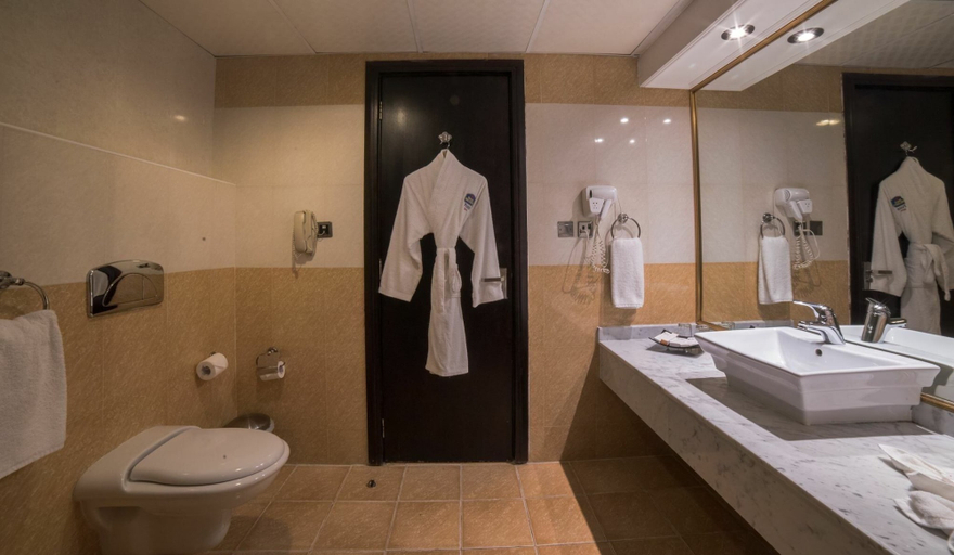 Bathroom 5, Best Western Plus Doha, Doha