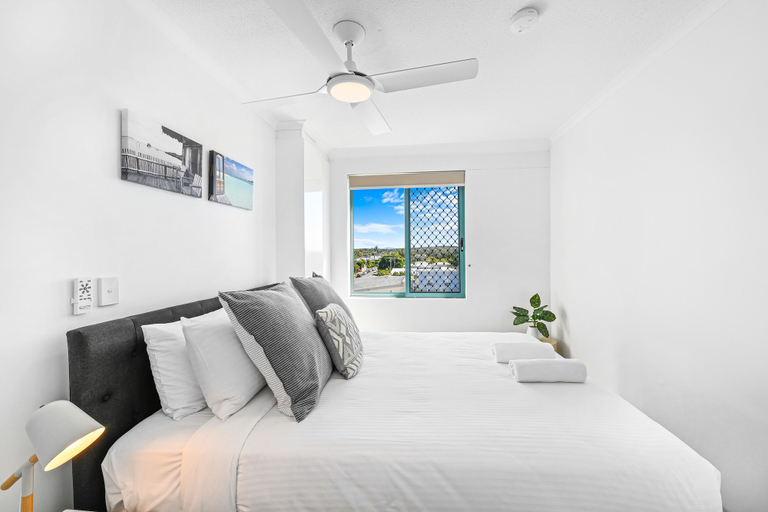 Bedroom 3, Norfolks on Moffat Beach, Caloundra - Caloundra N.