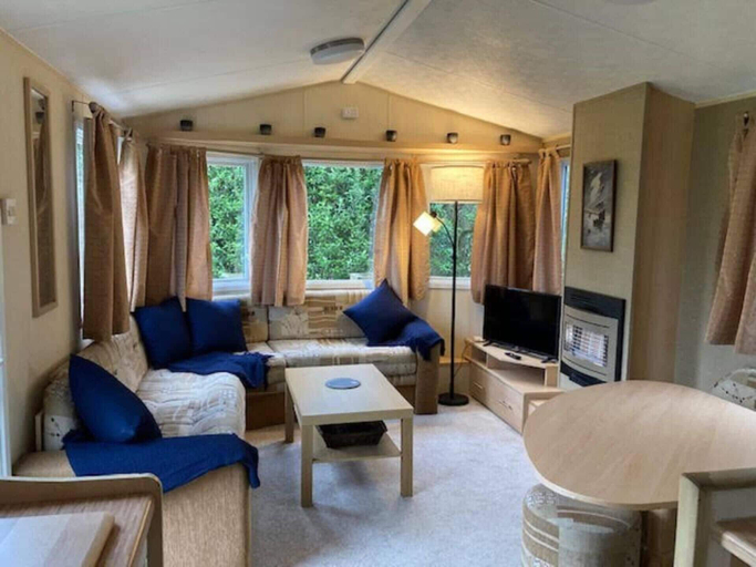 Others 5, Cosy, Quiet Static Caravan, Mawgan Porth, St Eval, Cornwall