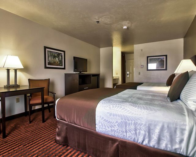 Bedroom 4, Best Western Salinas Valley Inn & Suites, Monterey
