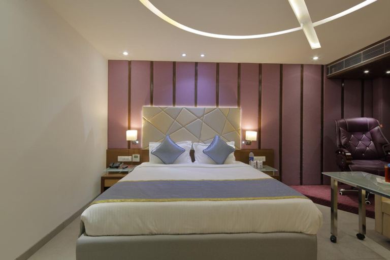Bedroom 4, Hotel Pragati The Grand, Ahmadabad