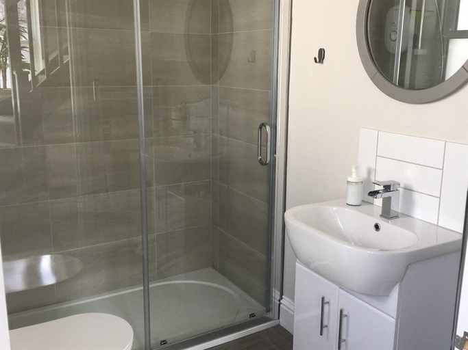 Bathroom, The Studio, West Sussex