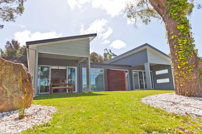 Exterior & Views 2, Waterfront Apartments, Devonport