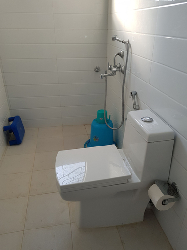 Bathroom, Travelholic Luxury, North Goa
